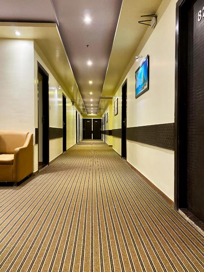 Hotel Pearl'S Bkc Inn- Near Trade Centre, Visa Consulate Mumbai  Buitenkant foto